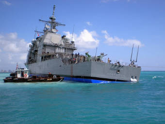 ВМС США обнаружили растрескивание корпусов крейсеров 