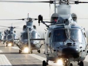 Власти Японии назвали опасным совершенный китайским вертолетом облет японского эсминца